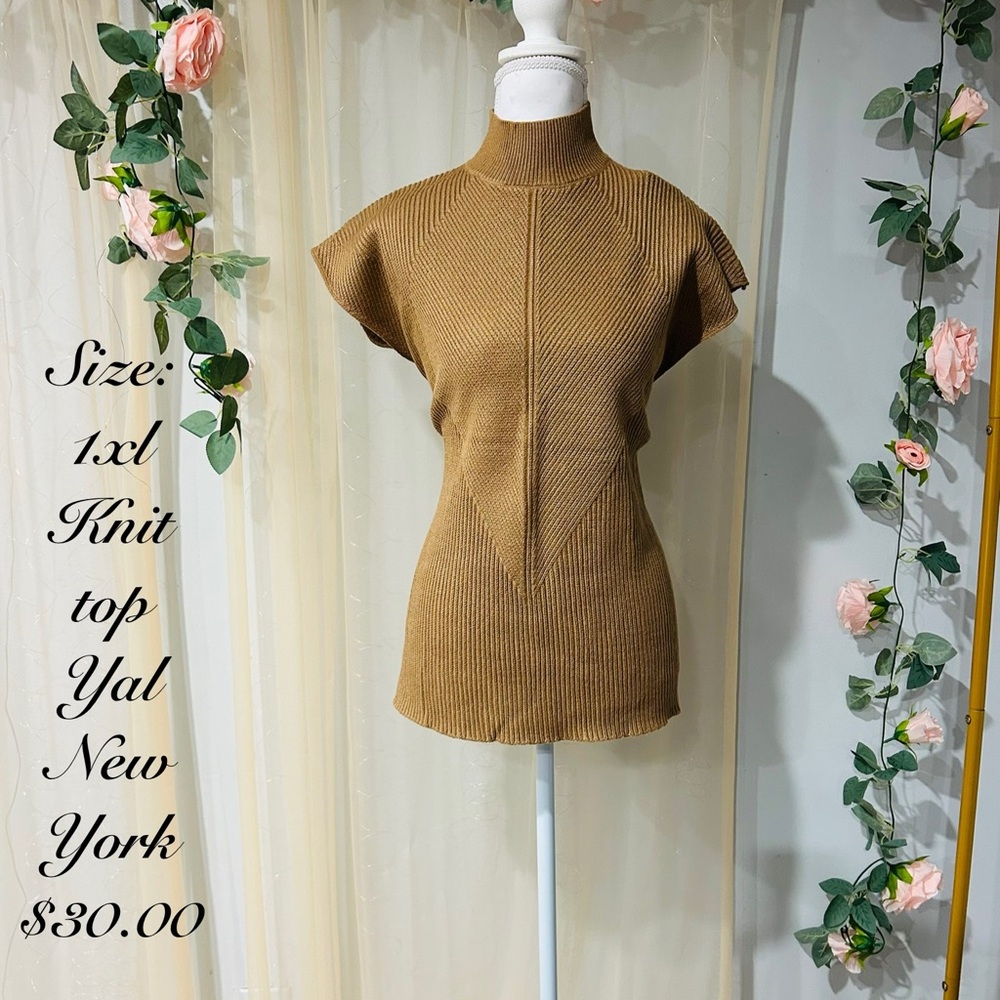 Women's Brown Knit Top